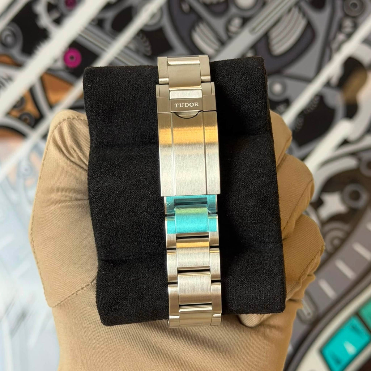 NEW Tudor Ranger Dune 79950