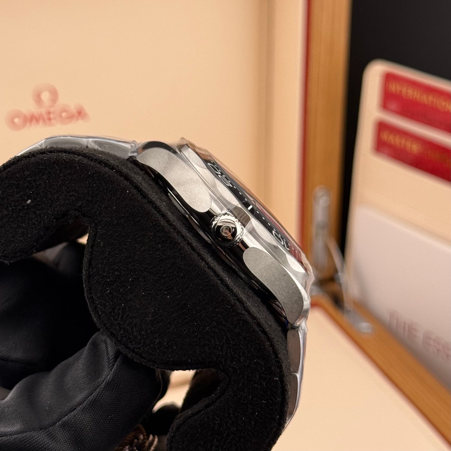 NEW Omega Seamaster Diver 300m Black 210.30.42.20.01.001