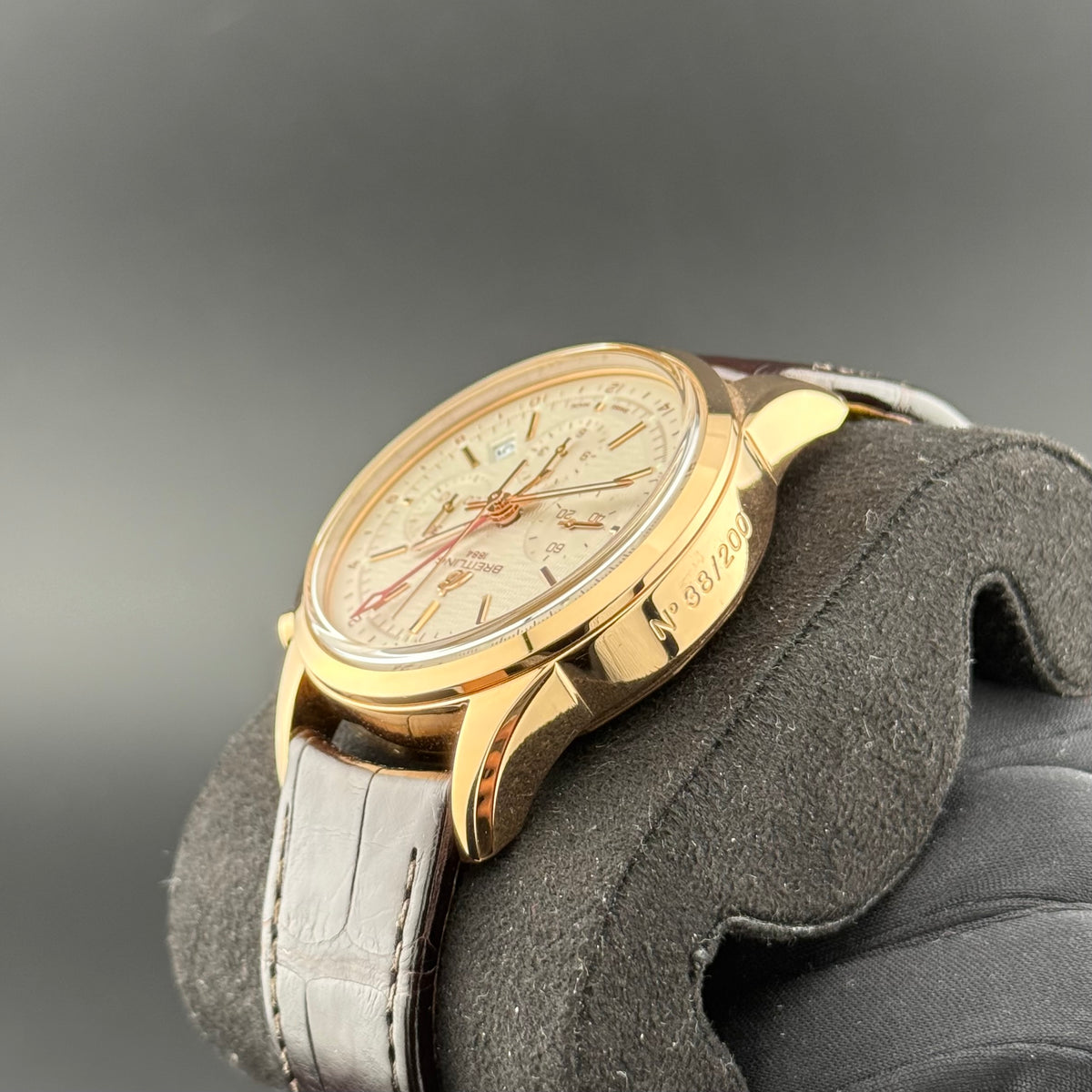 Breitling Transocean Chronograph GMT 18k Rose Gold RB0451