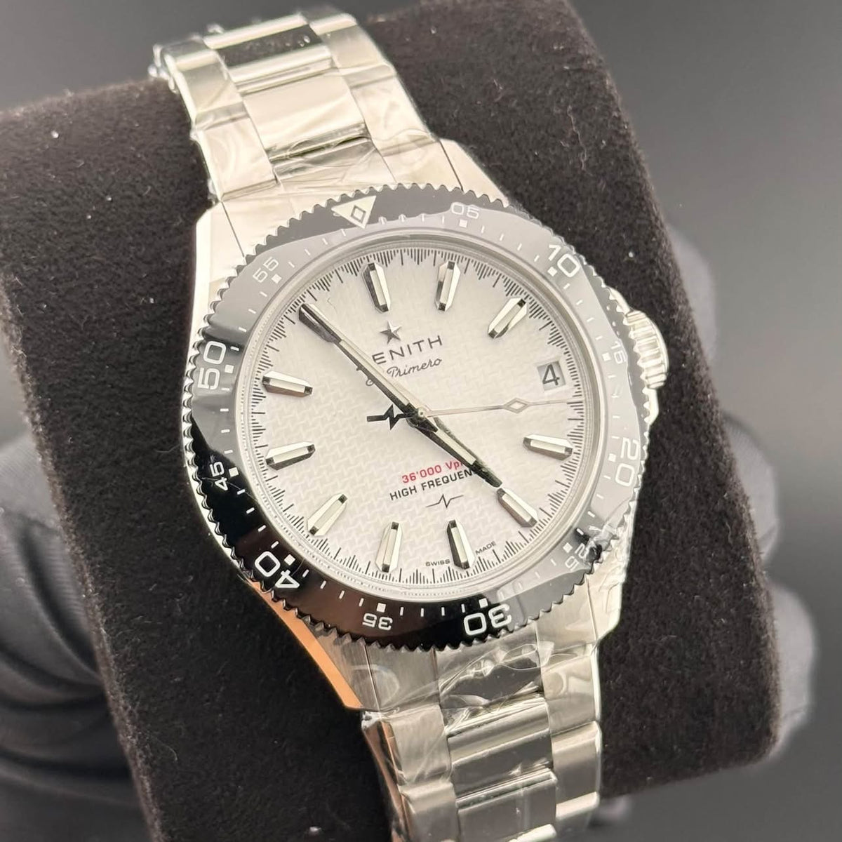 NEW Zenith Chronomaster Solo Sport 40mm 03.5000.3620/69.M5000