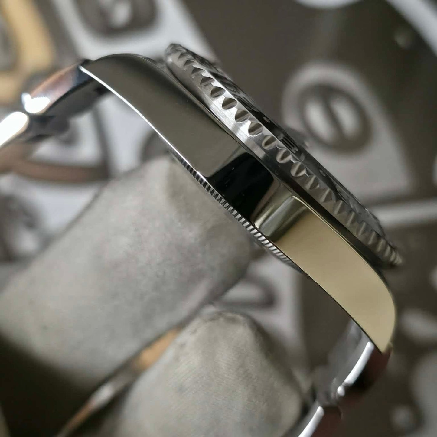 NEW Rolex GMT Bruce Wayne Oyster 126710GRNR 2025