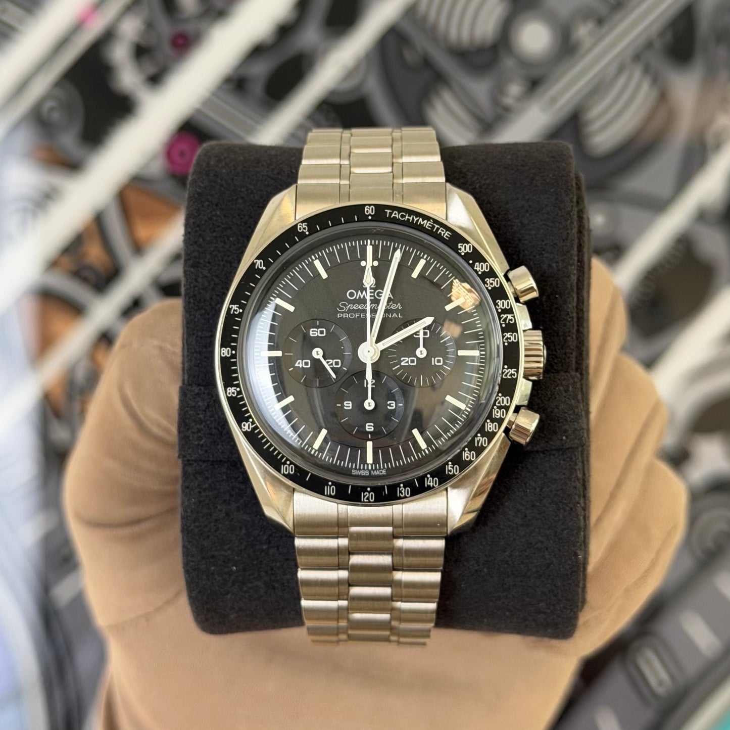 Omega Speedmaster Moonwatch Hesalite 310.30.42.50.01.001