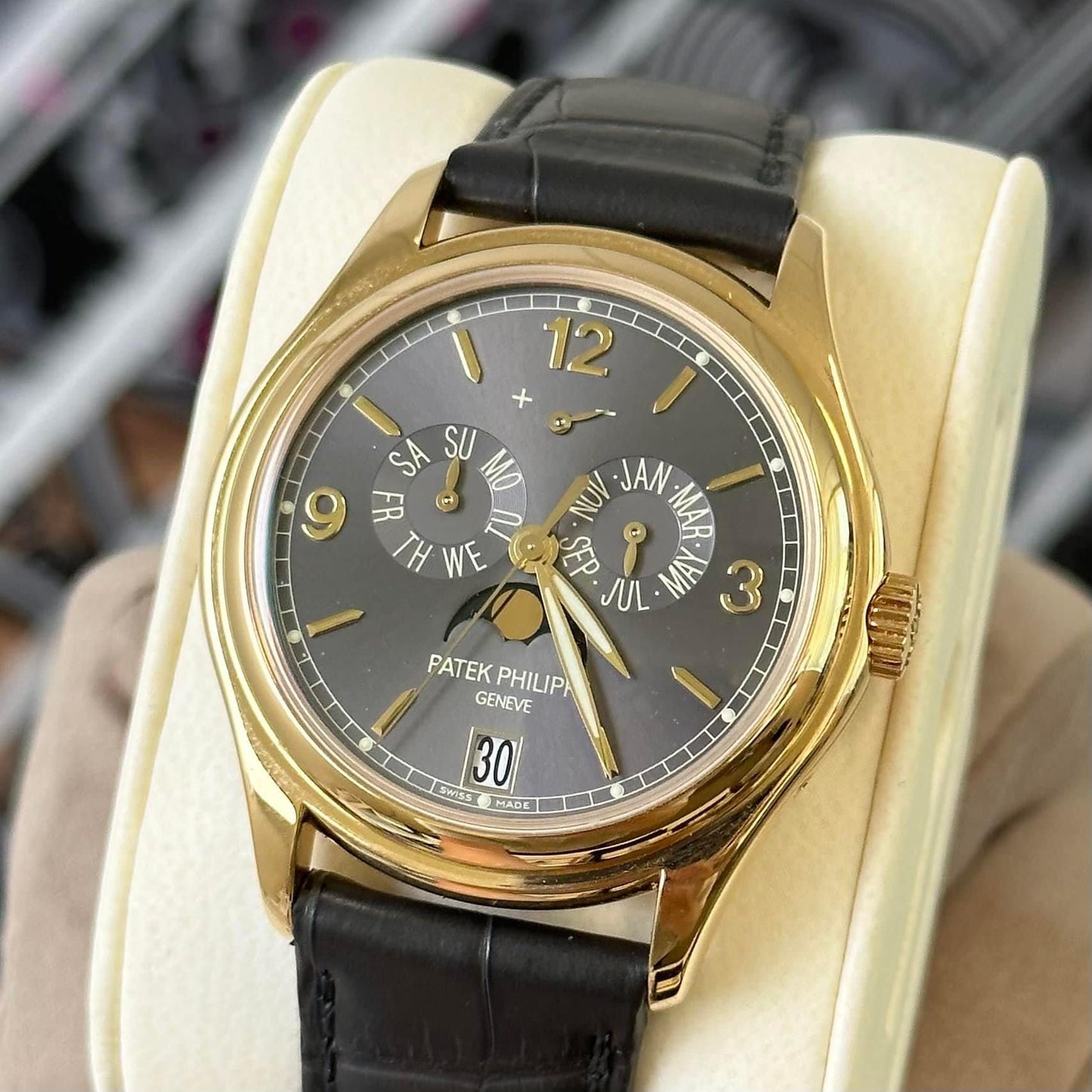 Patek Annual Calendar 5146J-010