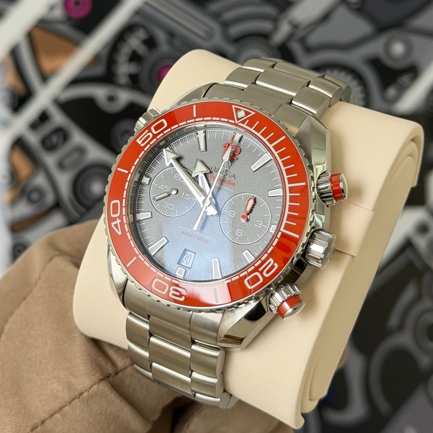 Omega Seamaster Planet Ocean 215.30.46.51.99.001