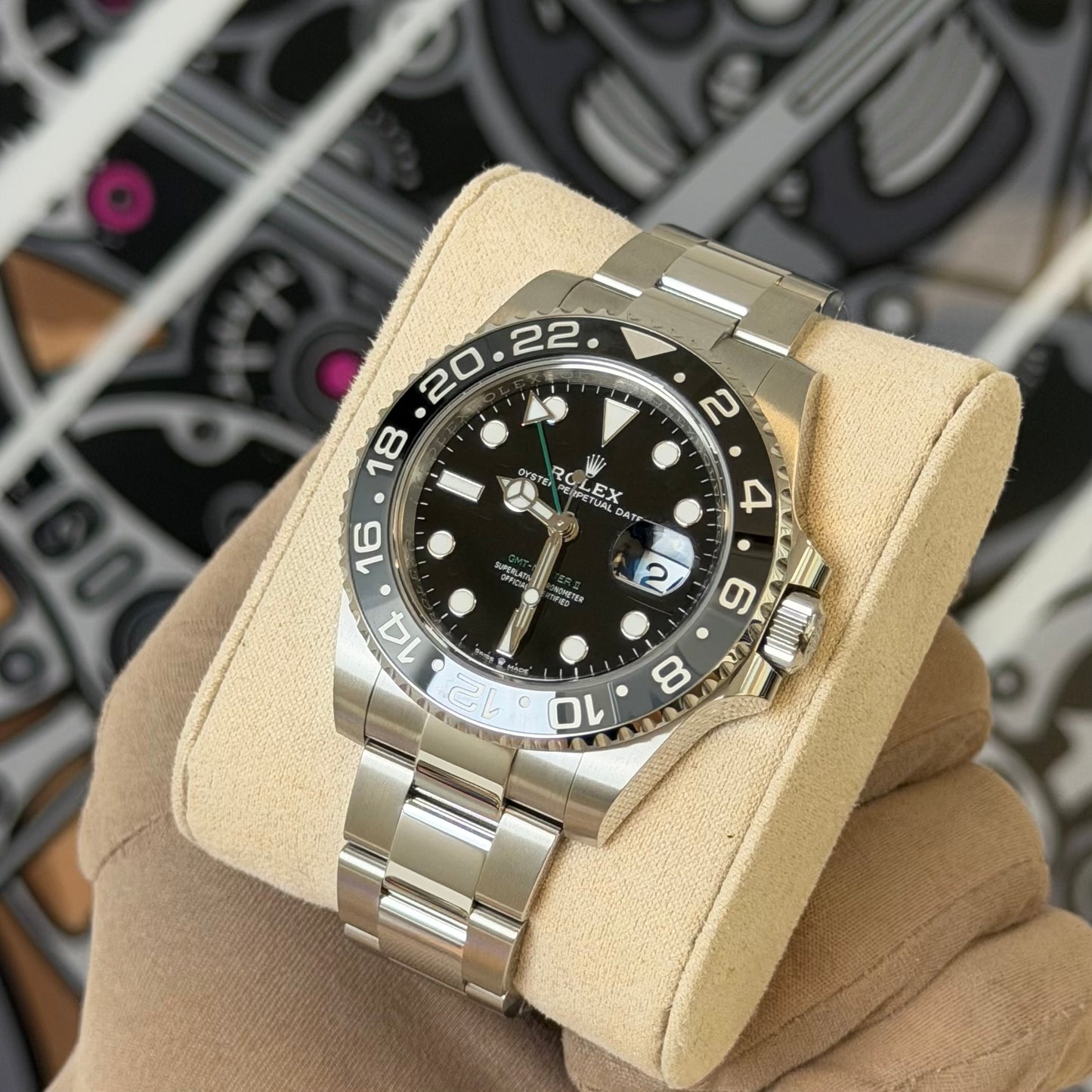NEW Rolex Bruce Wayne GMT 126710GRNR