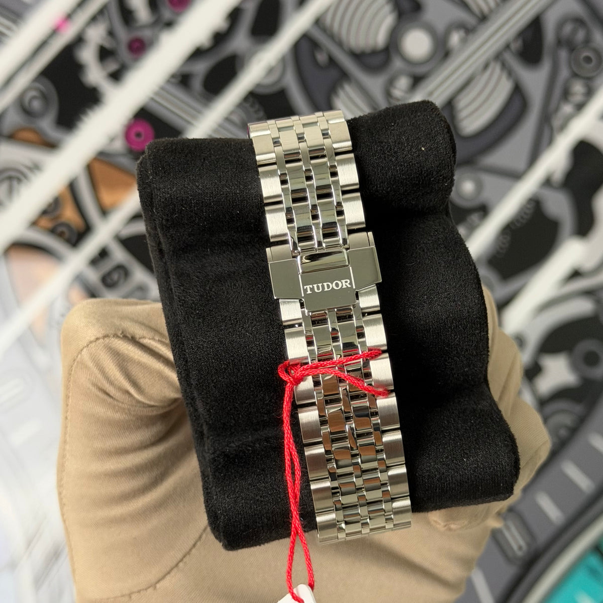 NEW Tudor 1926 91550