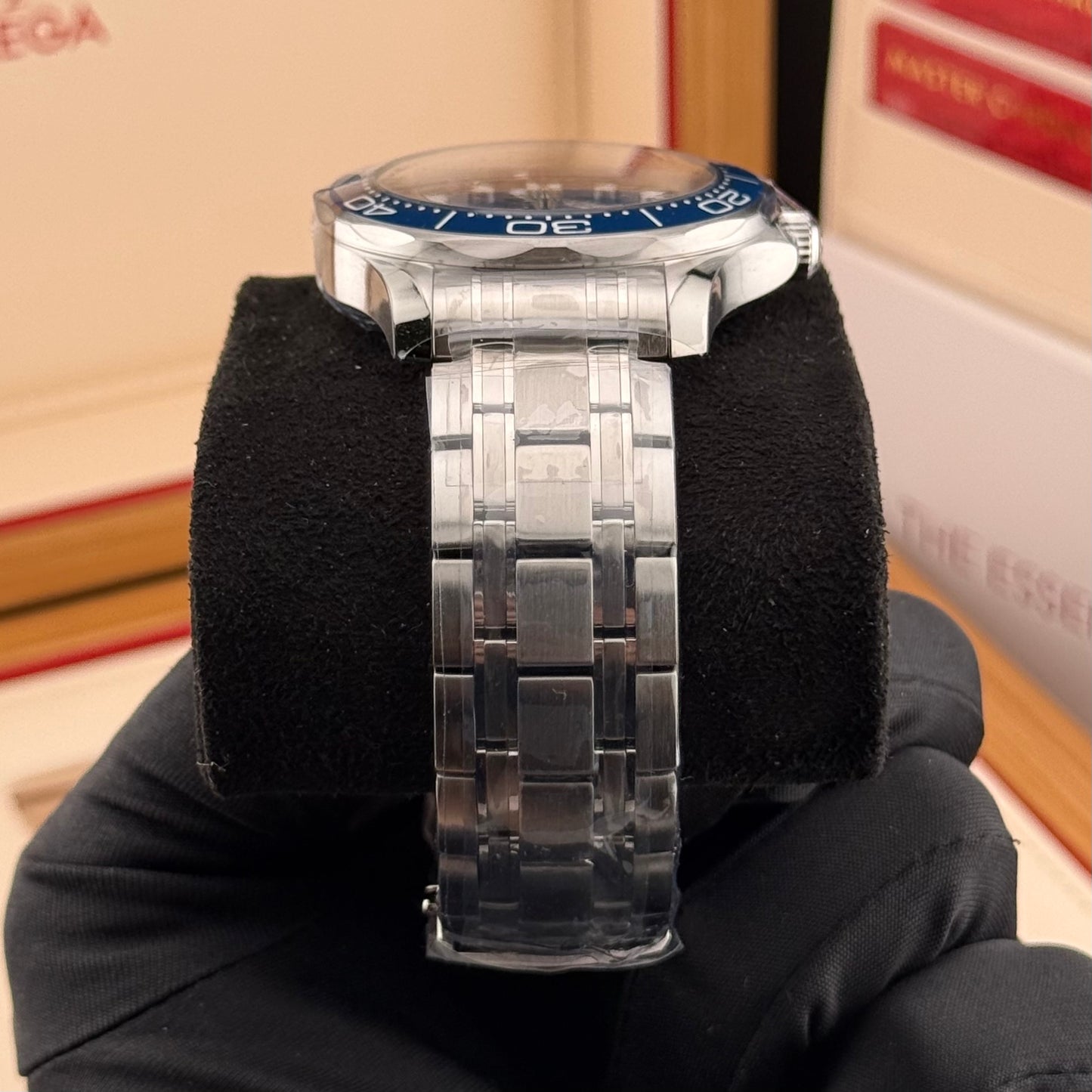NEW Omega Seamaster Diver 300m Blue 210.30.42.20.03.001