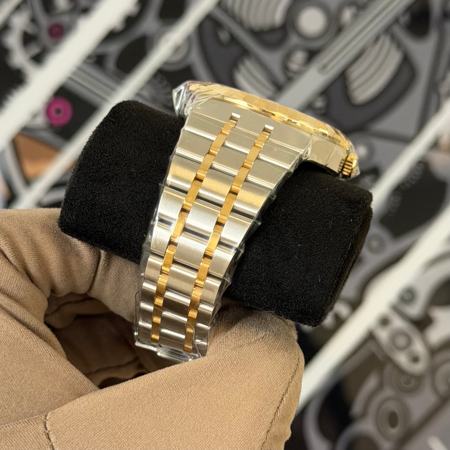NEW Tudor Royal Gold Diamond Dial 28603