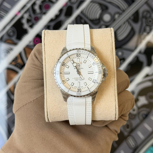 NEW Breitling SuperOcean Automatic 36 A17377