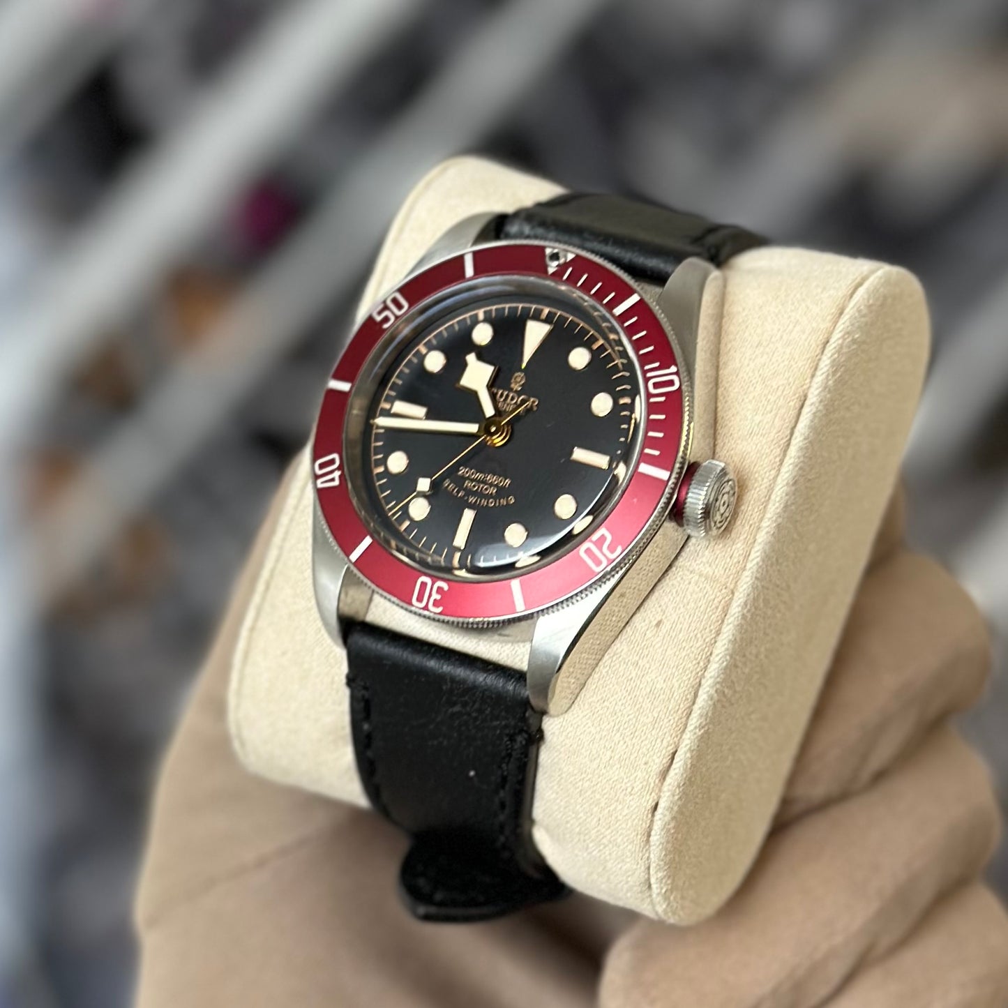 Tudor Black Bay Red Smiley 79220R