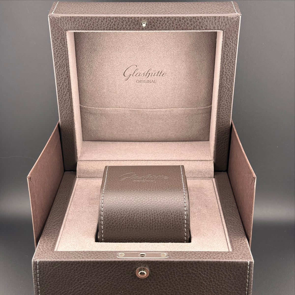 Glashutte Original Seventies Chronograph Panorama Date 1-37-02-09-02-62