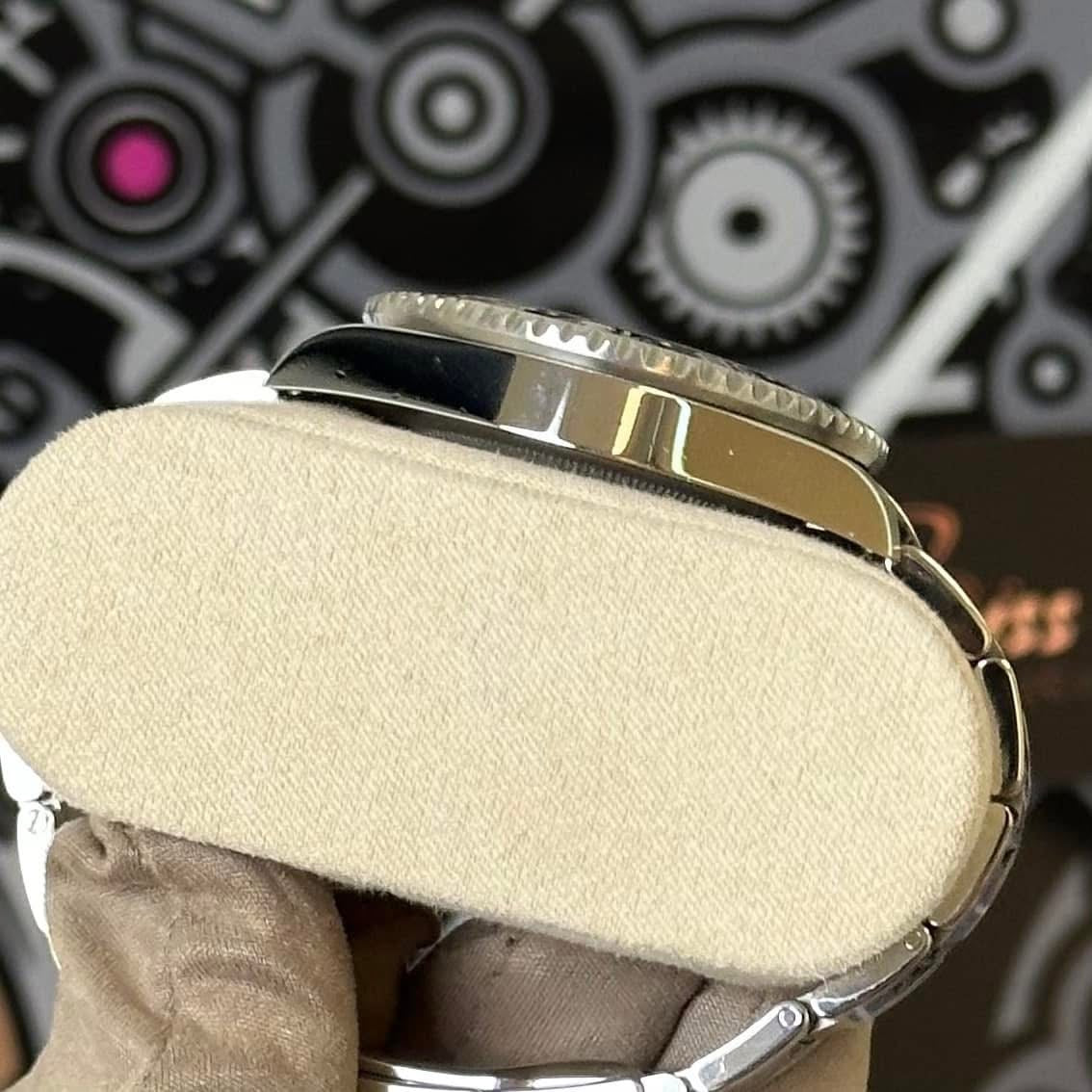 Rolex GMT Master II 116710LN