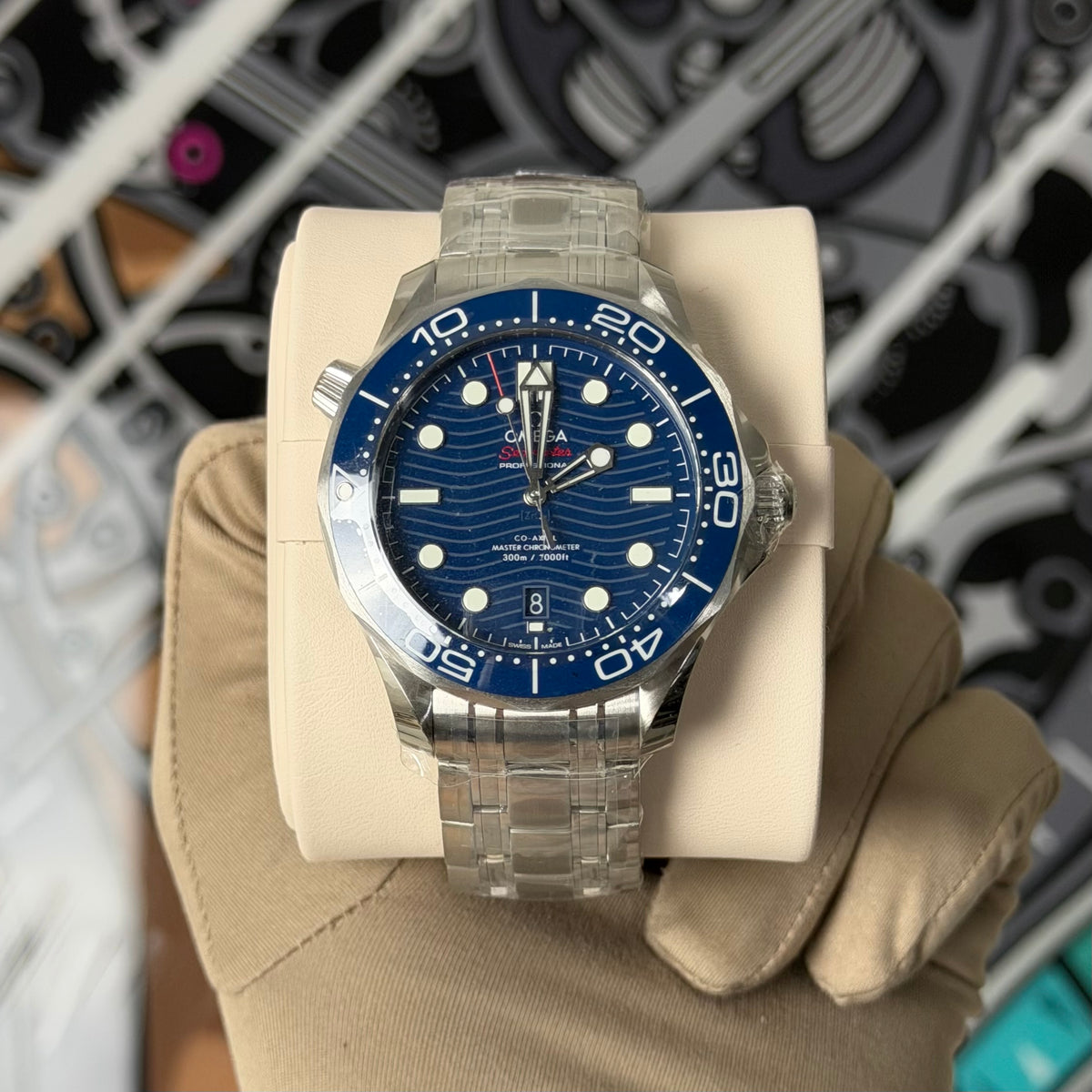 NEW Omega Seamaster Blue 
210.30.42.20.03.001