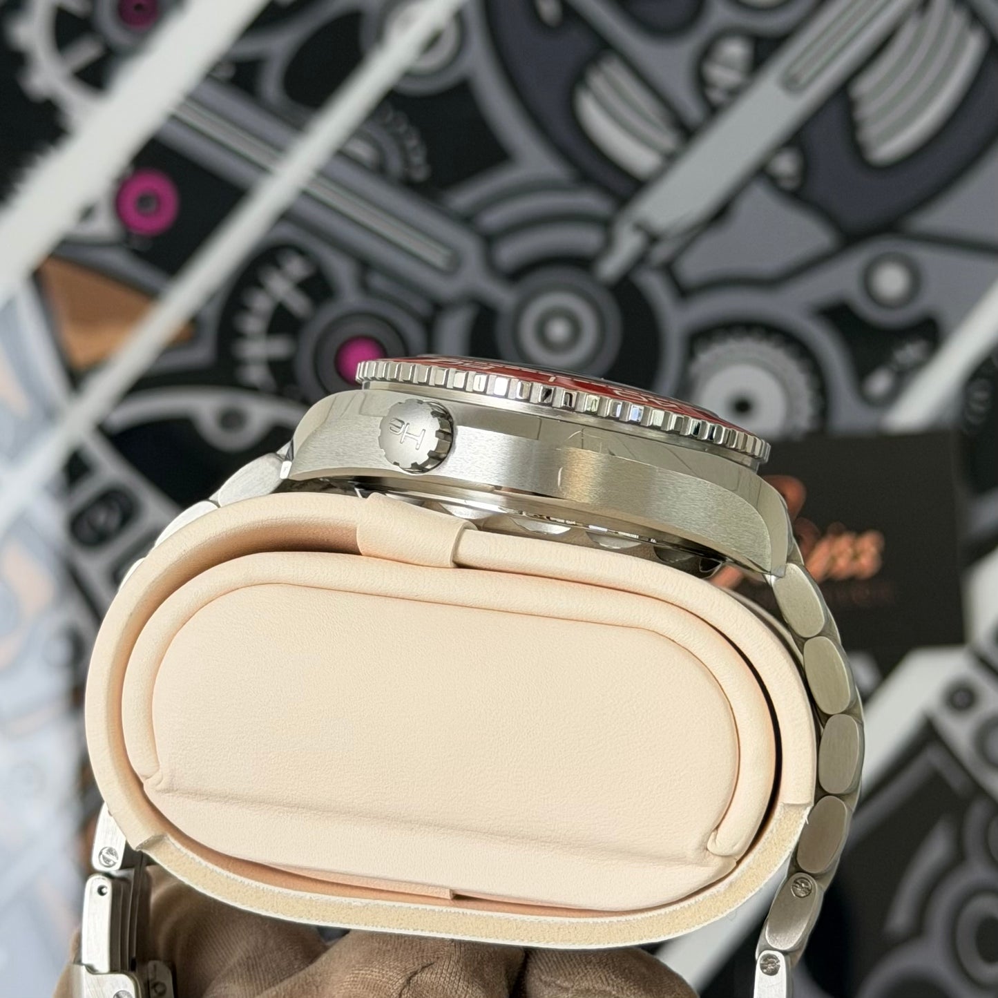 Omega Seamaster Planet Ocean 215.30.46.51.99.001