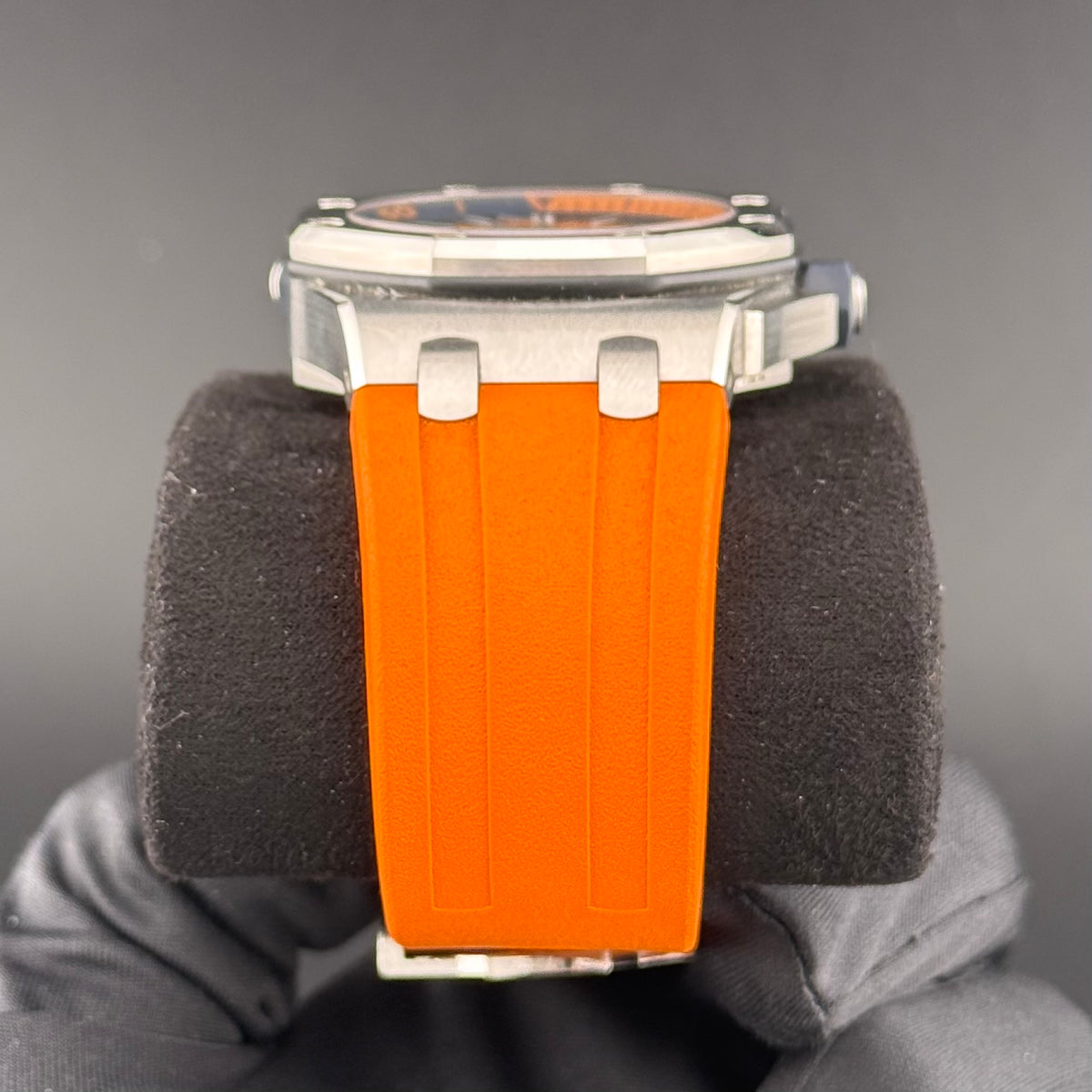Audemars Piguet Royal Oak Offshore Diver Orange 15710ST.OO.A070CA.01