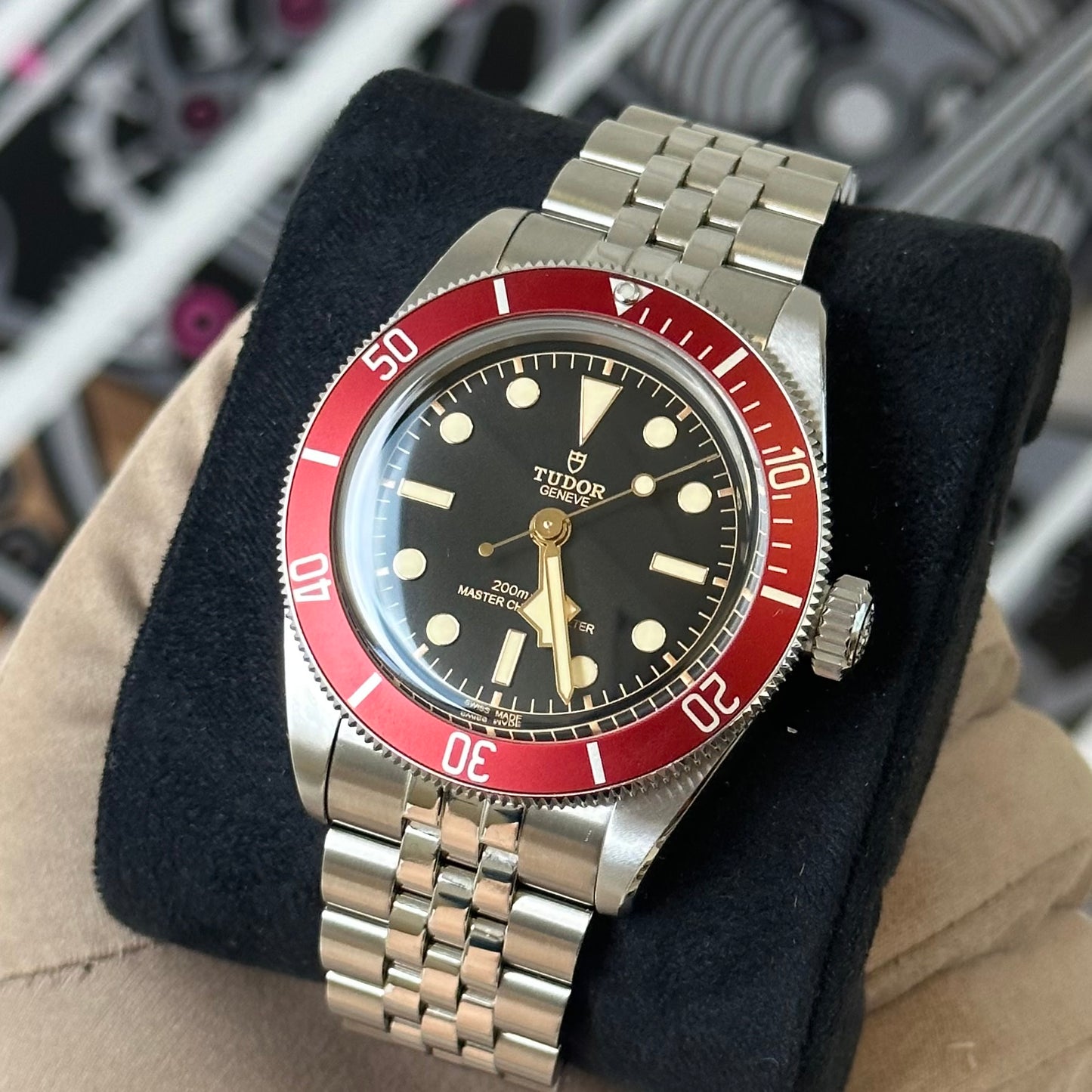 Tudor Black Bay Red - Jubilee