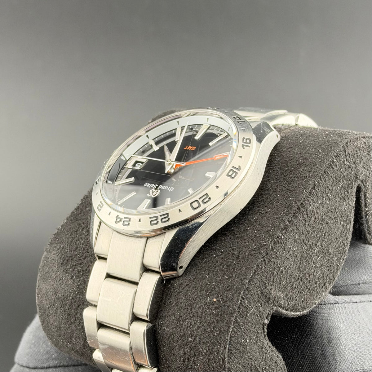 Grand Seiko Quartz GMT SBGN003
