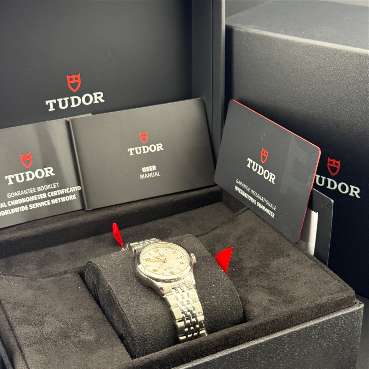 NEW Tudor 1926 28mm 91350