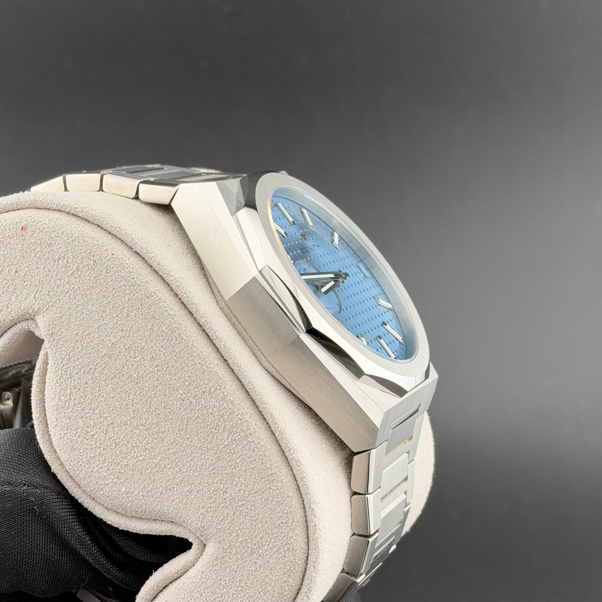 NEW Zenith Defy Skyline Boutique Edition 03.9300.3620/15.I001