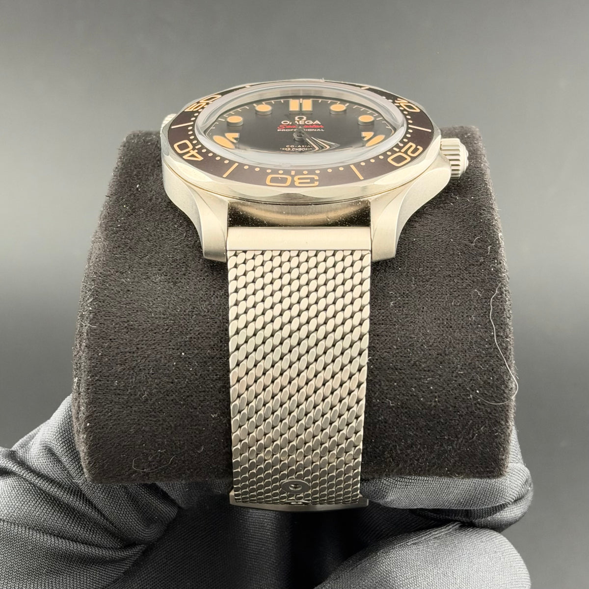 Omega Seamaster Diver 300m NTTD 210.90.42.20.01.001