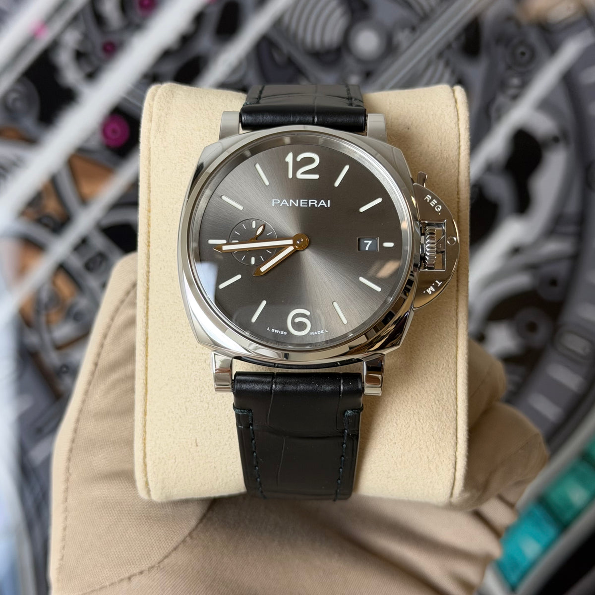 NEW Panerai Luminor Due PAM01671