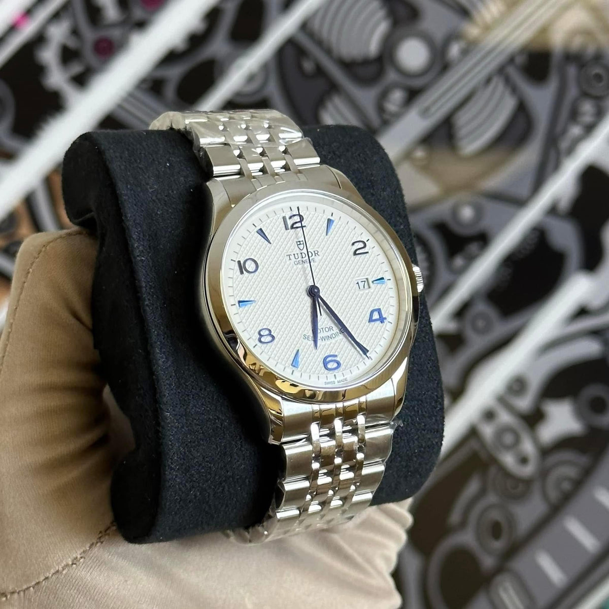 NEW Tudor 1926 White Dial Blue Marker 91650